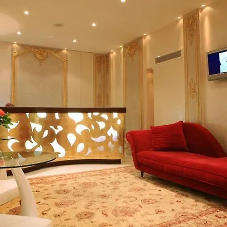 Renoir 4* Cannes