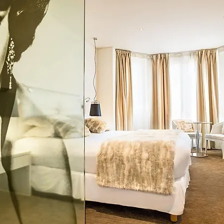 Hotel Renoir Cannes