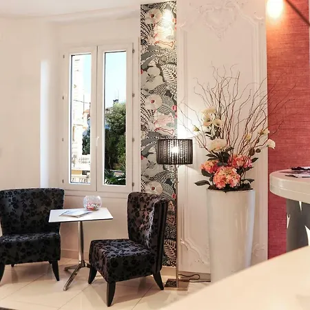 Hotel Renoir 4*